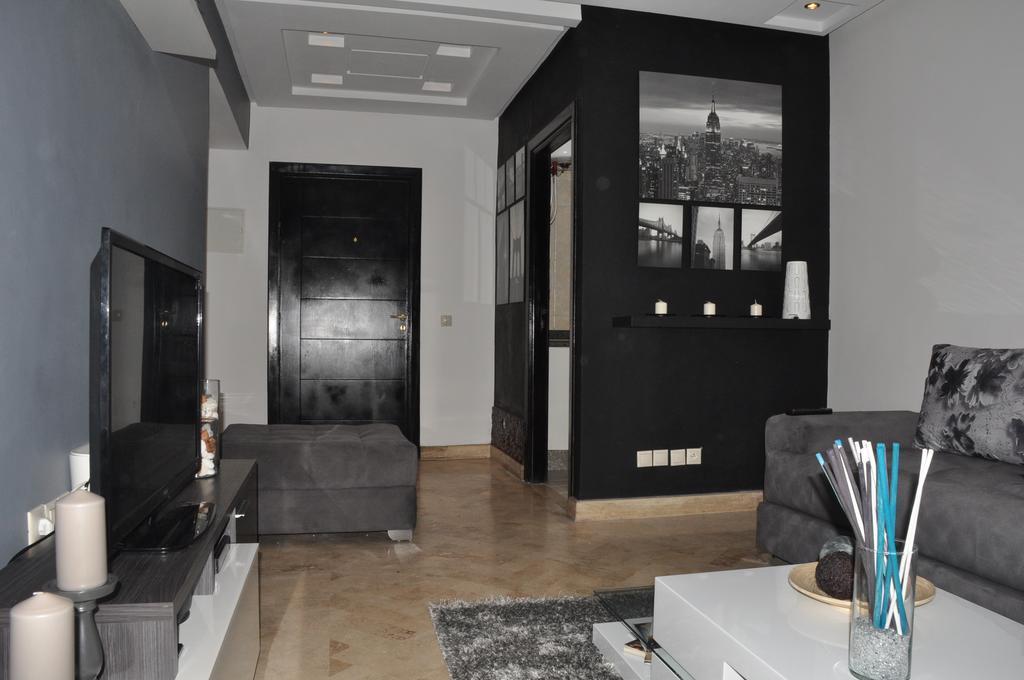 Val Fleuri Apartment With Balcony, Casablanca Exteriér fotografie